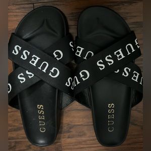 guess logo slides
